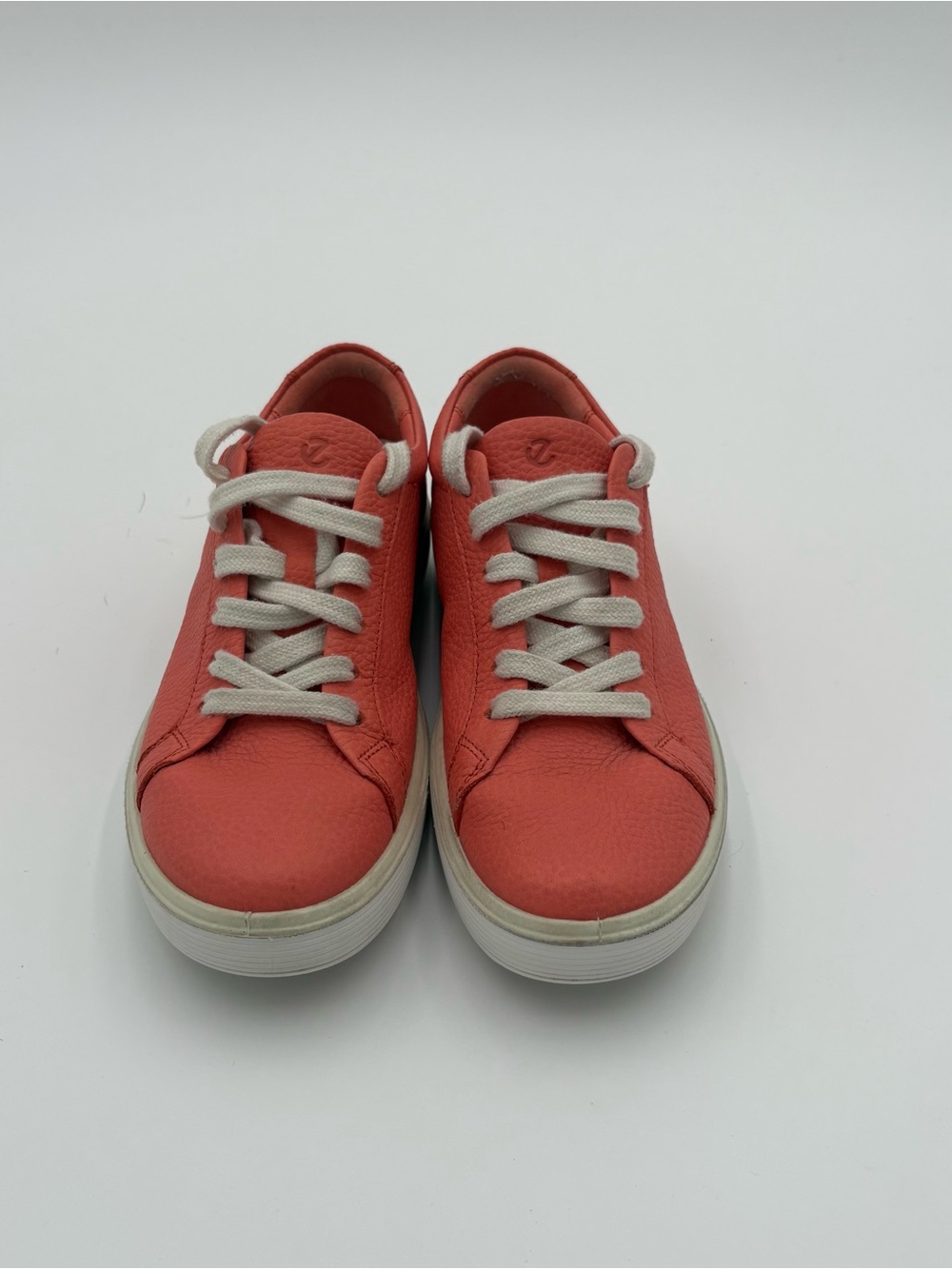 ECCO Soft 7 Coral Pink Pebble Leather Lace Up Sneakers 5-5.5
